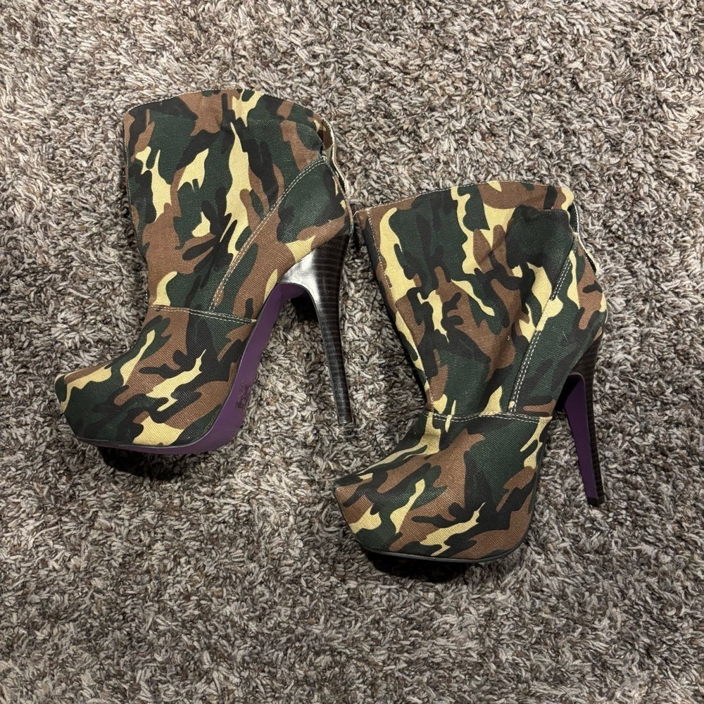 Women’s Toi de Moi Camouflage High Heels